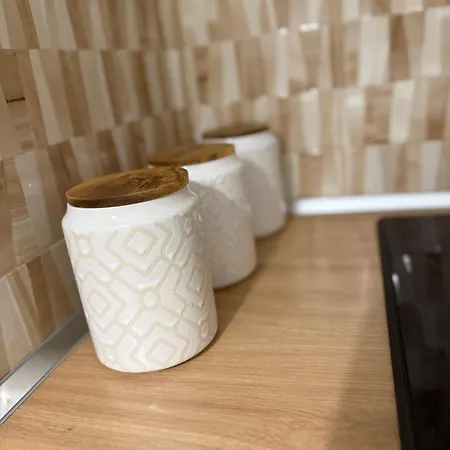 N&n Delijorgji Апартаменты Тирана