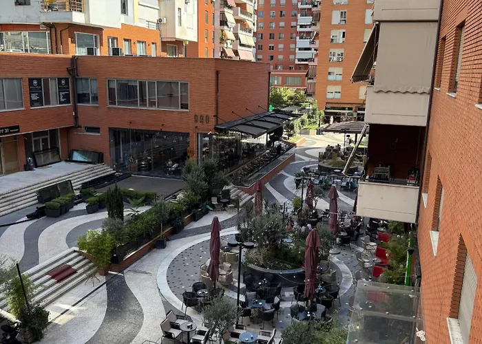 公寓 N&n Delijorgji 地拉那